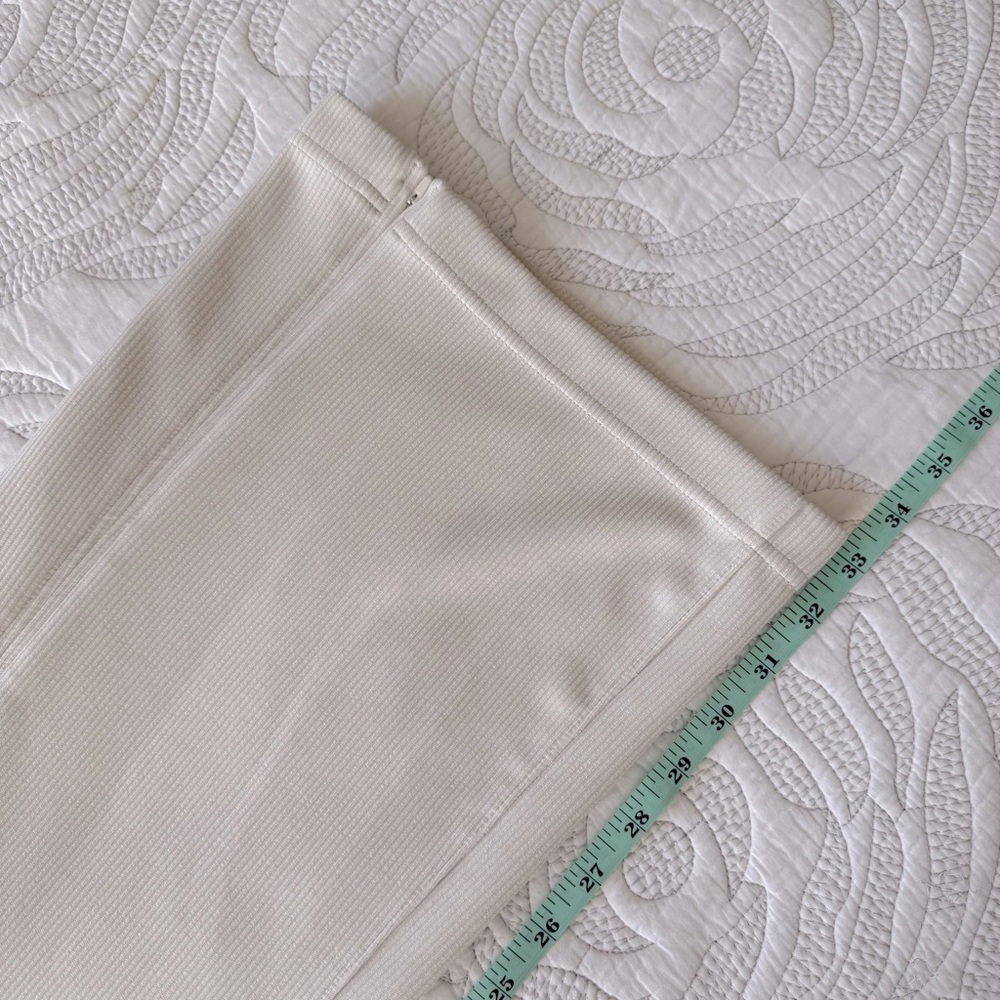 Lululemon - Ribbed Softstreme Flared Pant - Bone - Picture 13 of 13